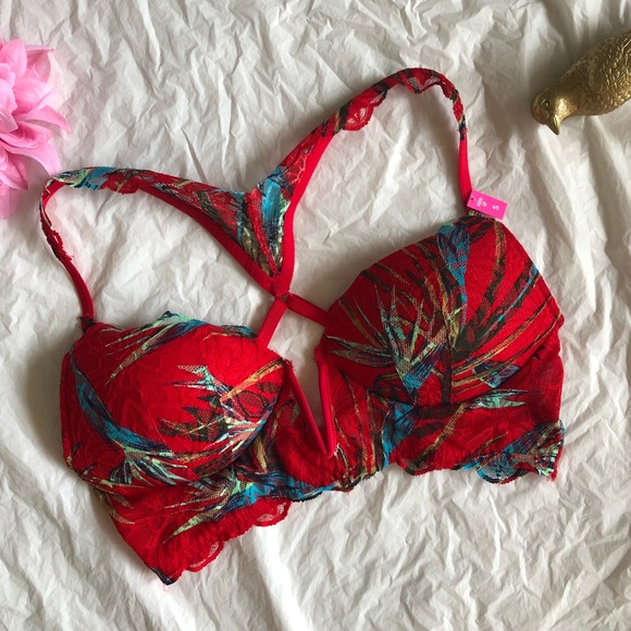 NWT Victoria’s Secret Pink Push-Up Bra 💄 - Picture 2 of 8